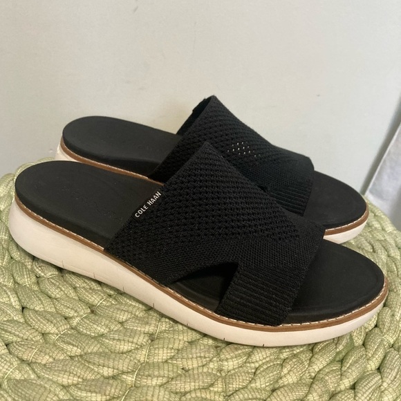 Cole Haan Zerogrand Global Stitchlite Slip On Sandal BLACK Knit/Pecan Leather - Picture 3 of 9